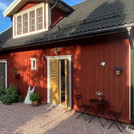 Villa Roeda Huset à Hallstahammar Extérieur photo