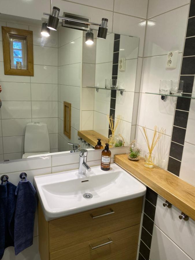 Villa Roeda Huset à Hallstahammar Extérieur photo