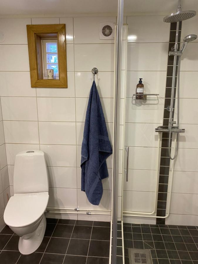 Villa Roeda Huset à Hallstahammar Extérieur photo
